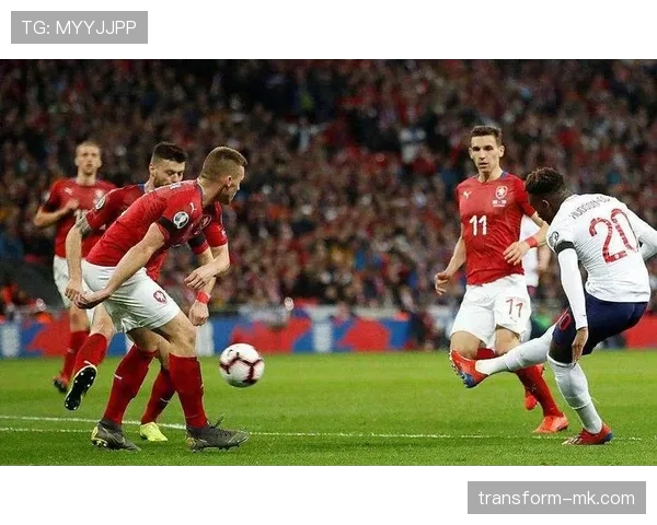 丹麦队欧预赛表现稳健，强势展现冠军相