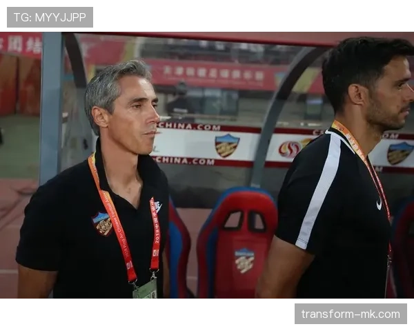 马尔蒂尼展现卓越领导力，球队迎新挑战状态引关注