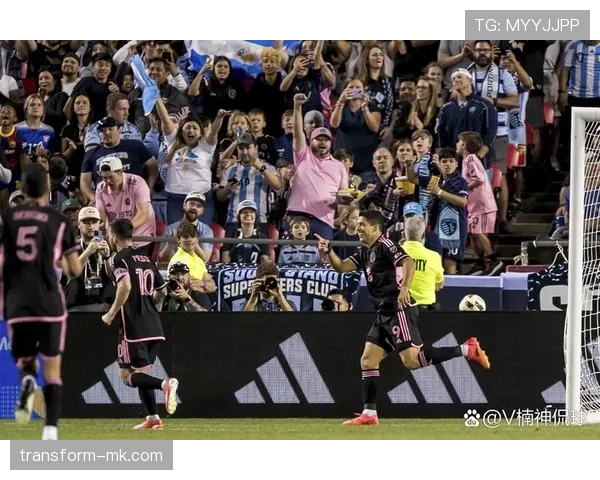 马赛中场组织能力再度闪耀 球队新赛季状态回暖势头明显