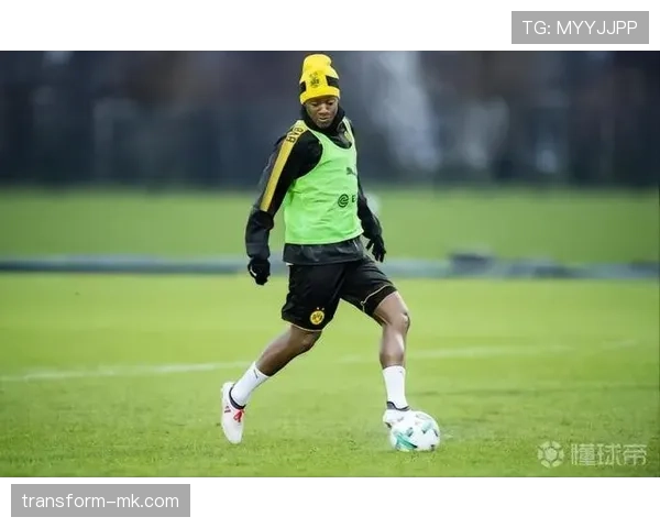 马尔基尼奥斯近期状态回暖,防守表现稳健 马尔基尼奥斯近期状态回暖,防守表现稳健