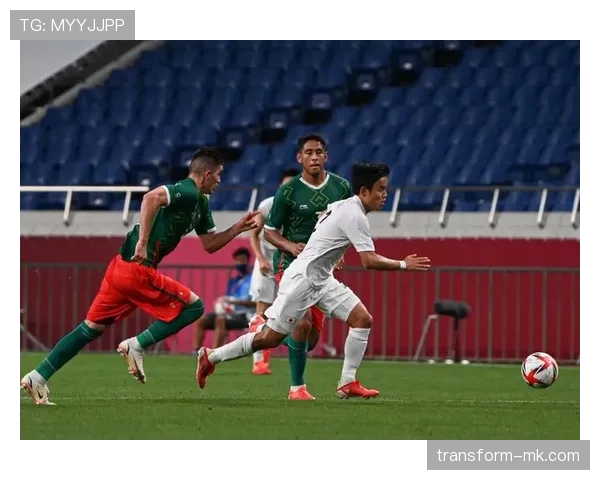 久保建英在高位压迫体系中的回防与拼抢贡献分析