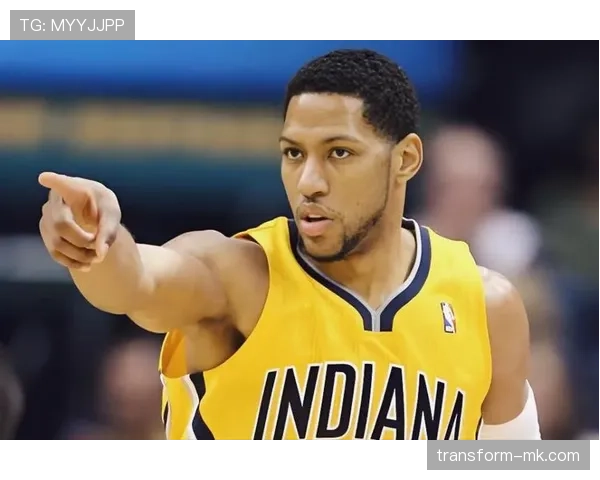 丹尼·格兰杰提升无球跑位效率，替补轮换中拉开得分差距